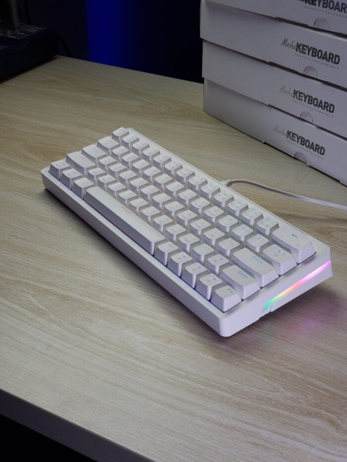 ZA63 Hot Swappable Wired Full Rgb Mechanical Keyboard – Tnt RED/BLEU Switch (Linear) Wired (White) – Image 6