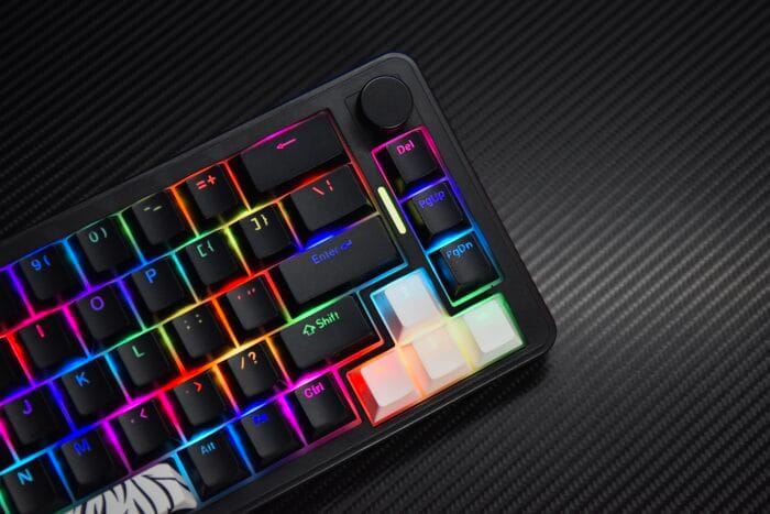 Golden Lion GM68 65% Hot-Swappable 3-Pin Full RGB Lighting USB-C VIA Interface Red/Silver Switches Compact Gaming Keyboard (black) – Image 14