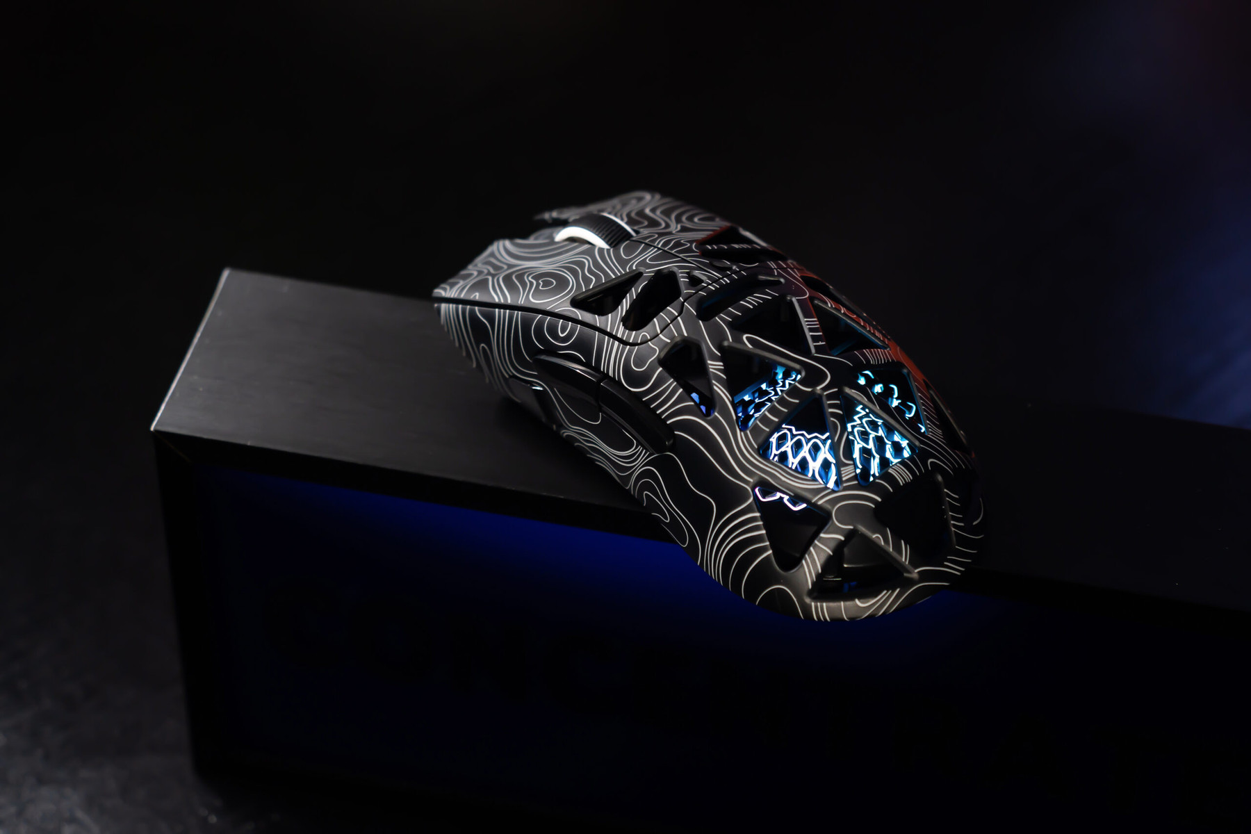 M4G × FuryCube G11 — Ultra Lightweight Wireless Gaming Mouse (black) – Image 10