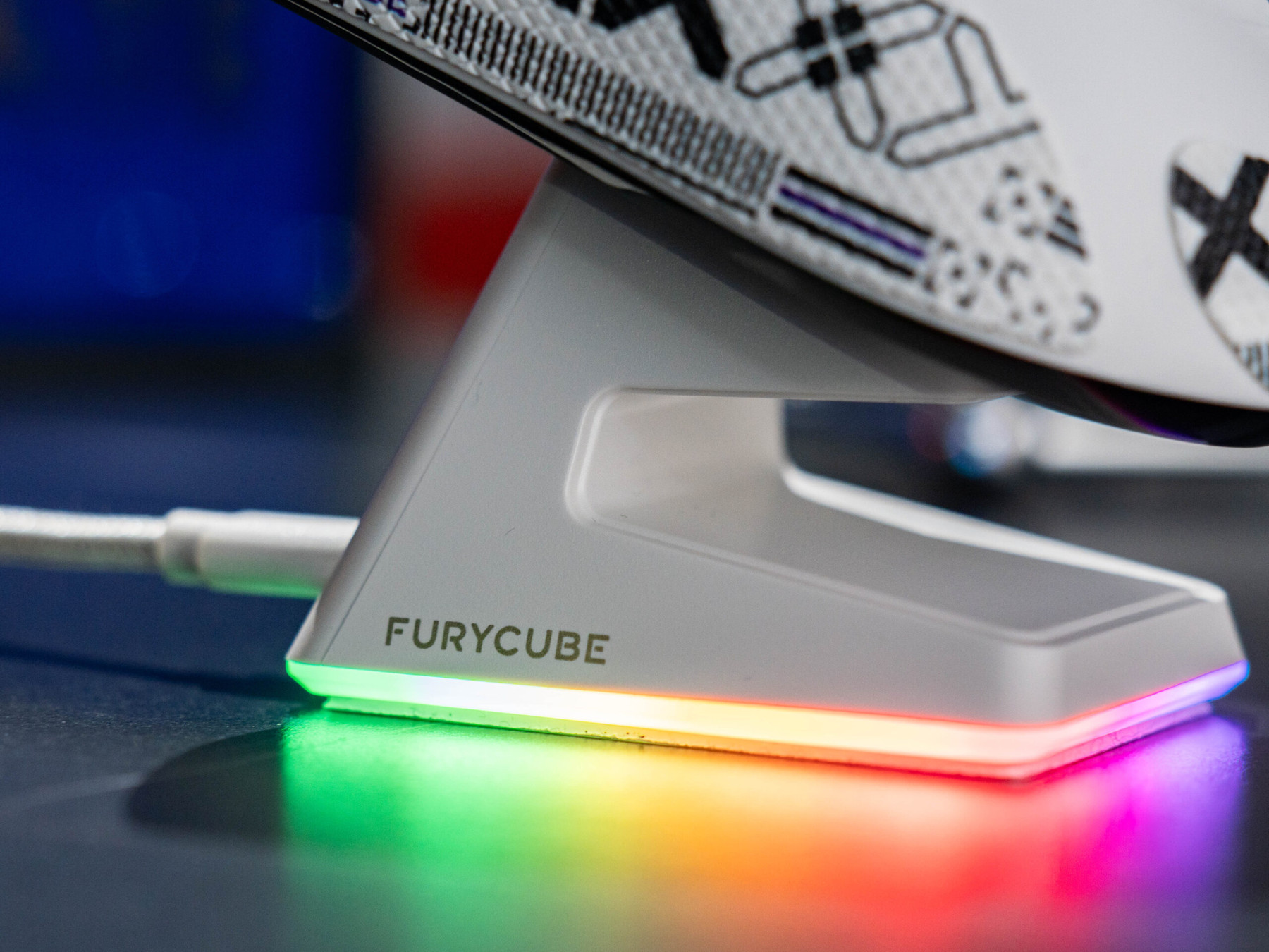 M4G × FuryCube G9 — Ultra Lightweight Wireless Gaming Mouse (white) – Image 9