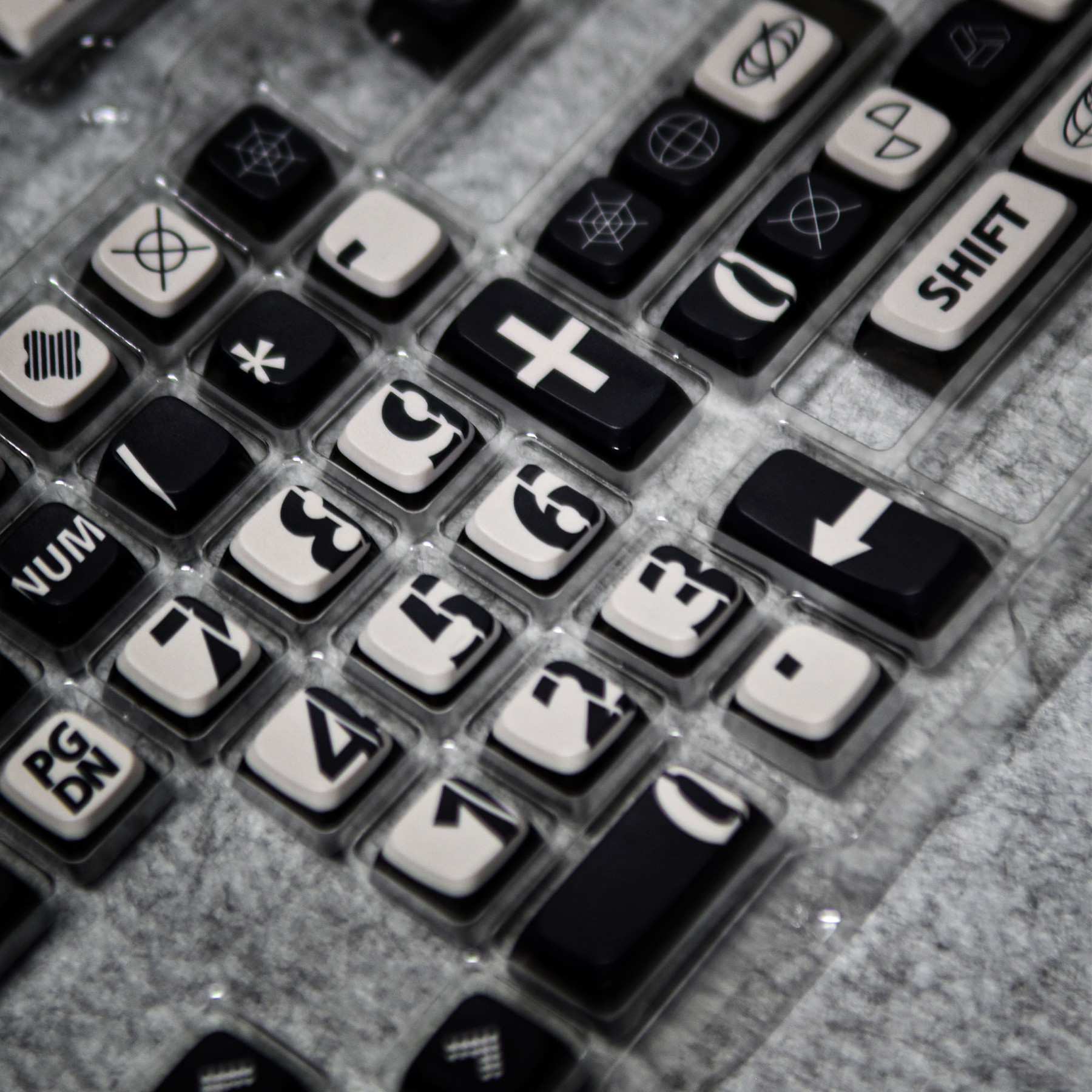 Speak in Black Keycaps – 122 Keys | MDA Profile • PBT+PC – Image 2