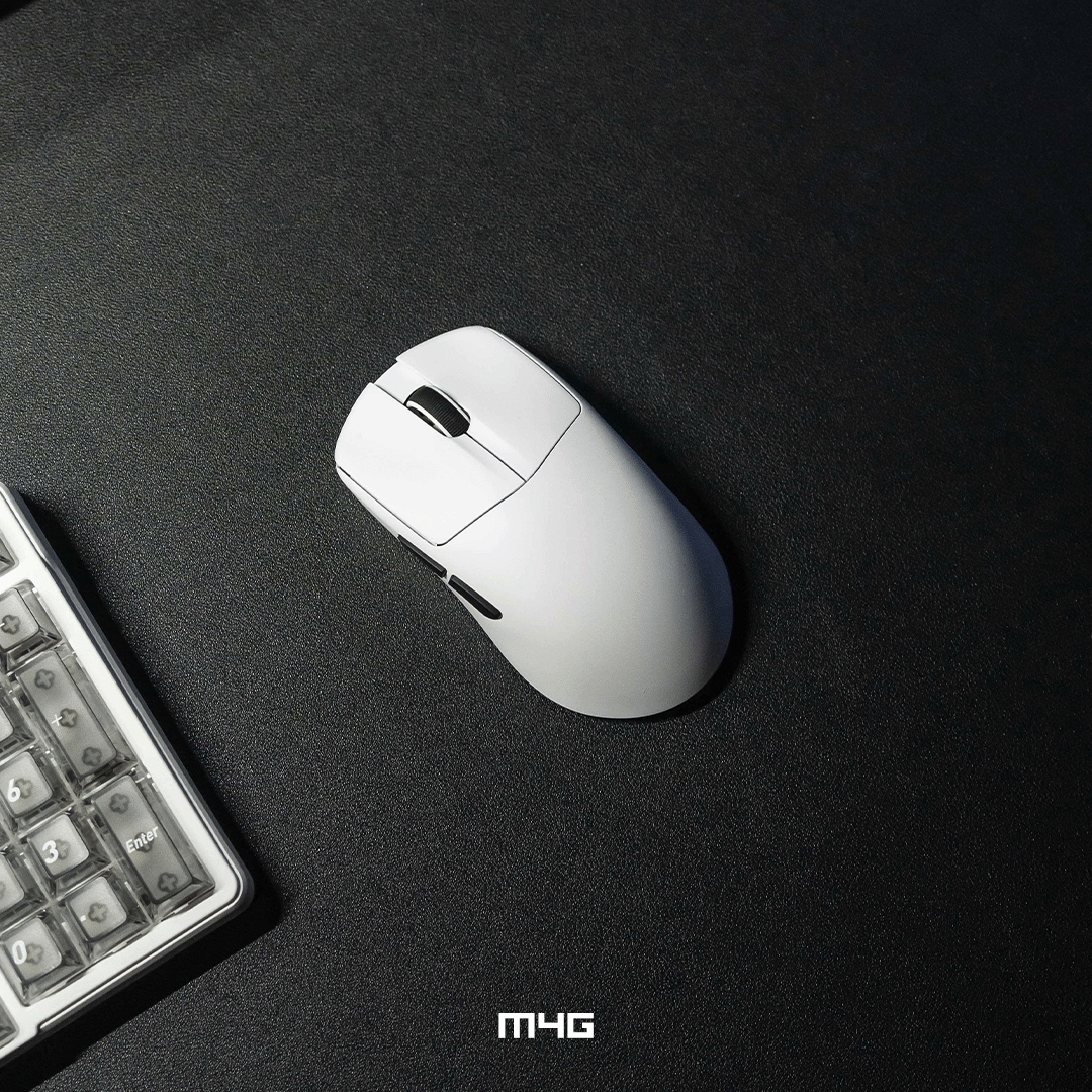M4G x FURYCUBE G13S Wireless Gaming Mouse with Swappable Battery (White) – Image 4